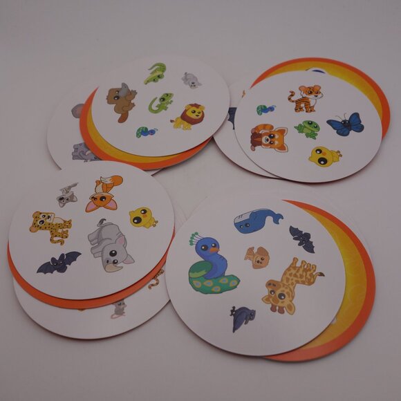 McDonald's 2025 Spot It! Animaux Game with Box - Picture 12 of 13